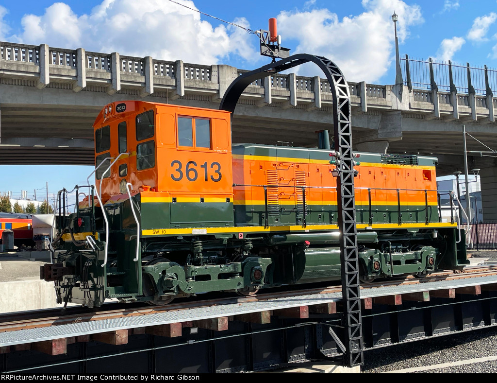 GN 3613 Locomotive (SW1000)